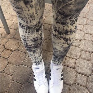 Buttery soft leggings 4 for $20!